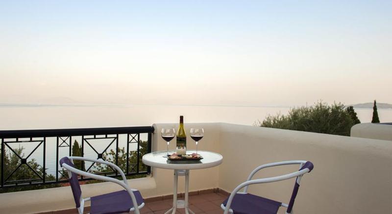Corfu Village (Adults Only) Агиос-Иоаннис-Перист Экстерьер фото