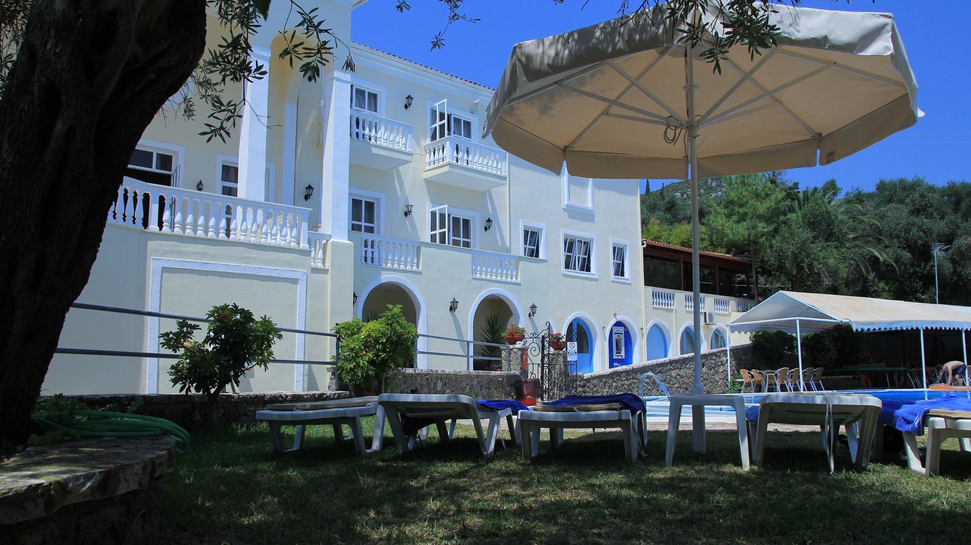 Corfu Village (Adults Only) Агиос-Иоаннис-Перист Экстерьер фото
