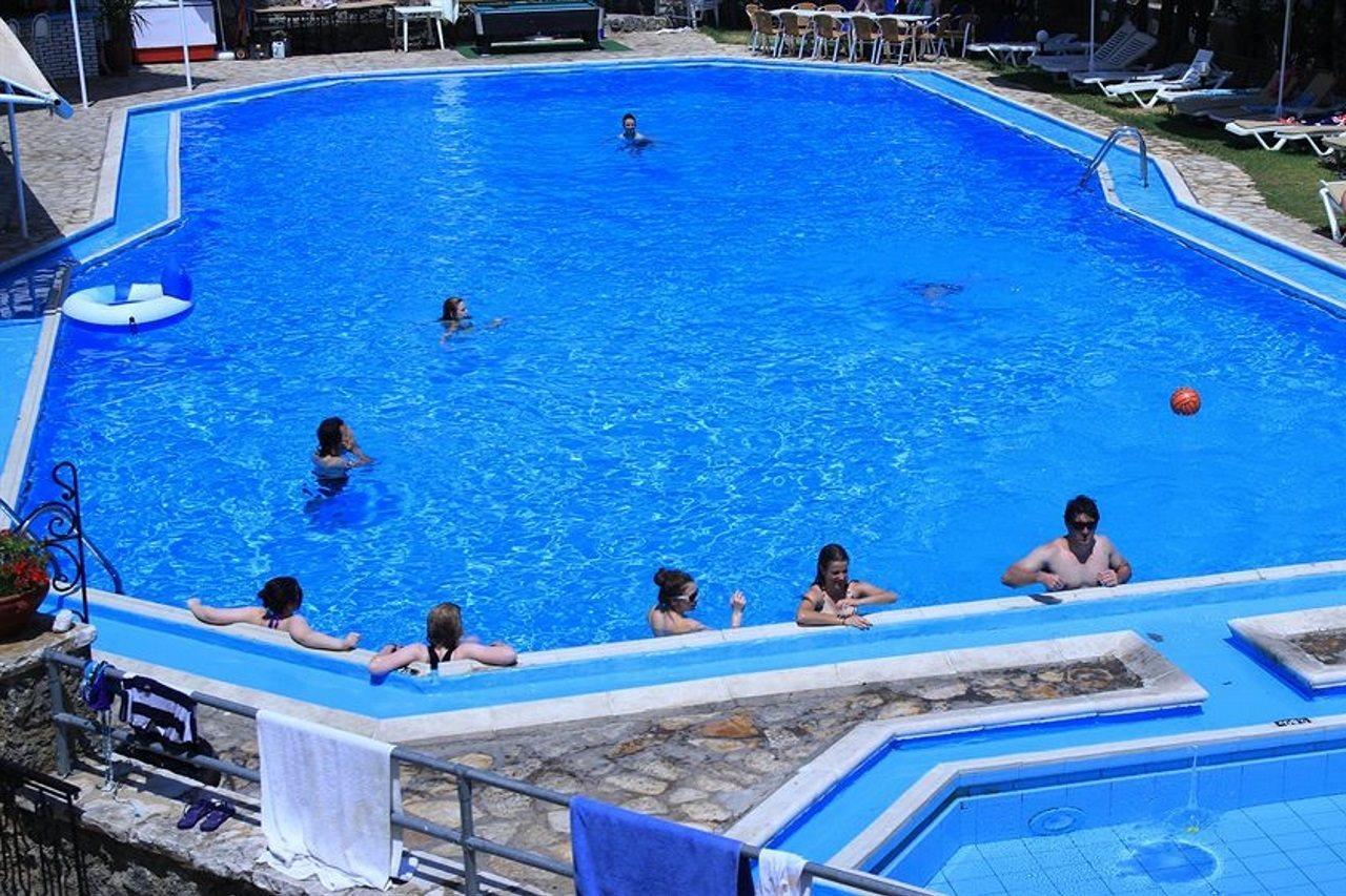 Corfu Village (Adults Only) Агиос-Иоаннис-Перист Экстерьер фото
